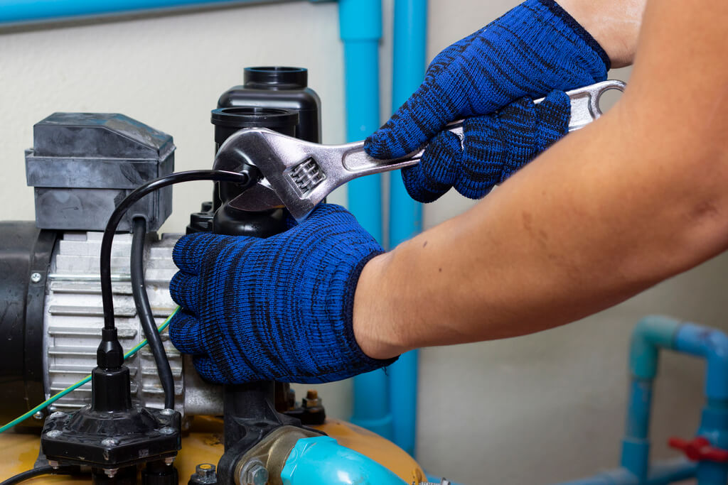 La bomba agua funciona pero no sube agua: qué es y soluciones - AseosyBaños.com